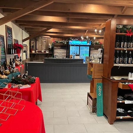 Watson Estate Bnb & Deer Creek Winery Юниънтаун Екстериор снимка