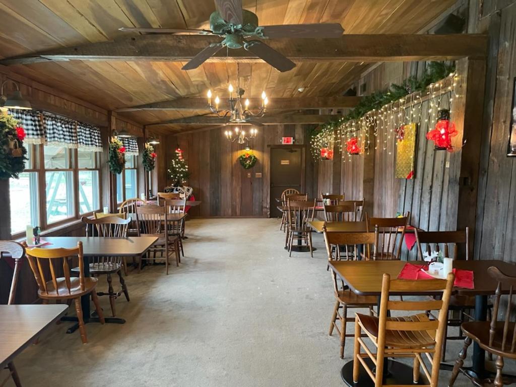 Watson Estate Bnb & Deer Creek Winery Юниънтаун Екстериор снимка