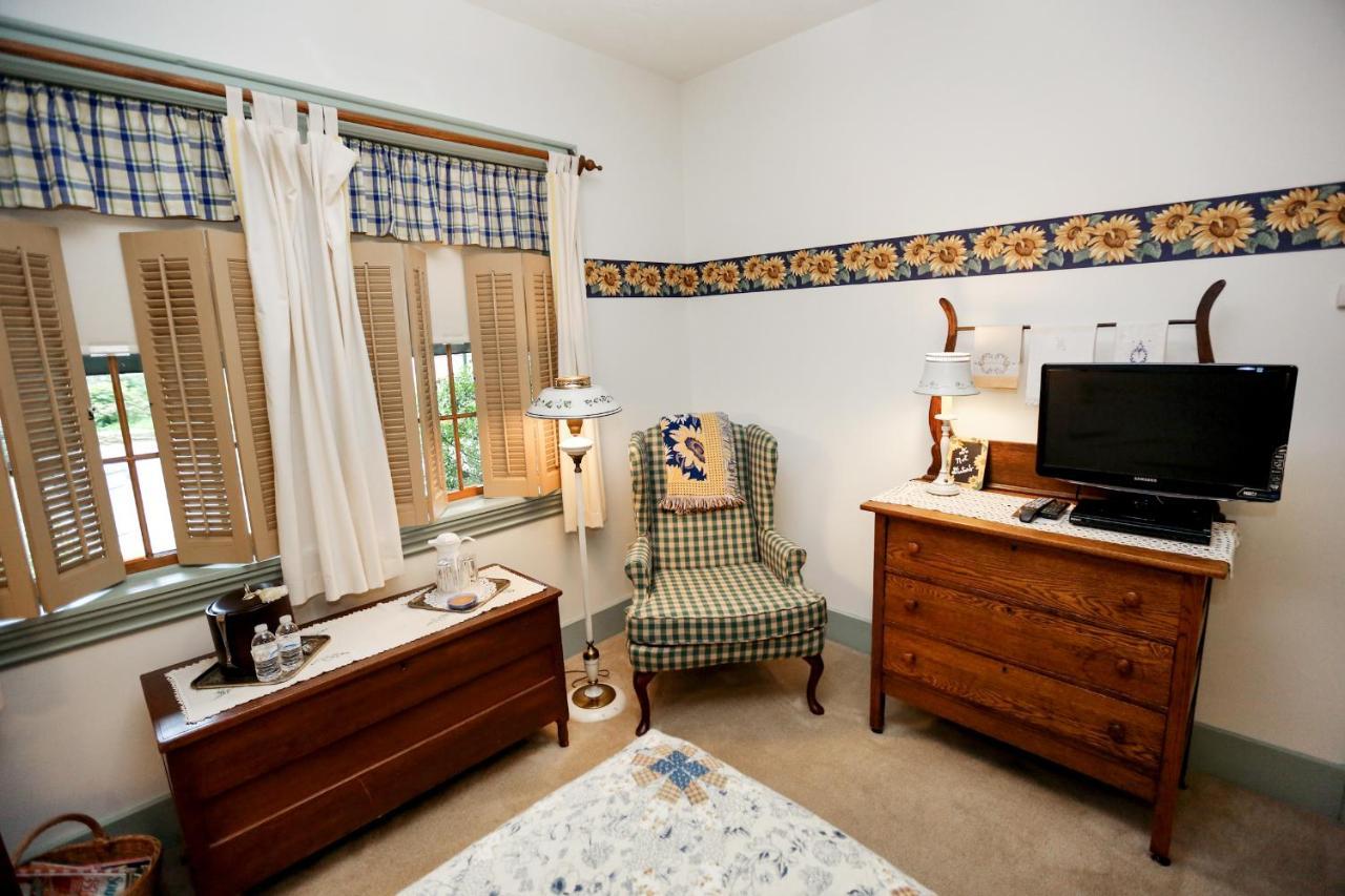 Watson Estate Bnb & Deer Creek Winery Юниънтаун Екстериор снимка