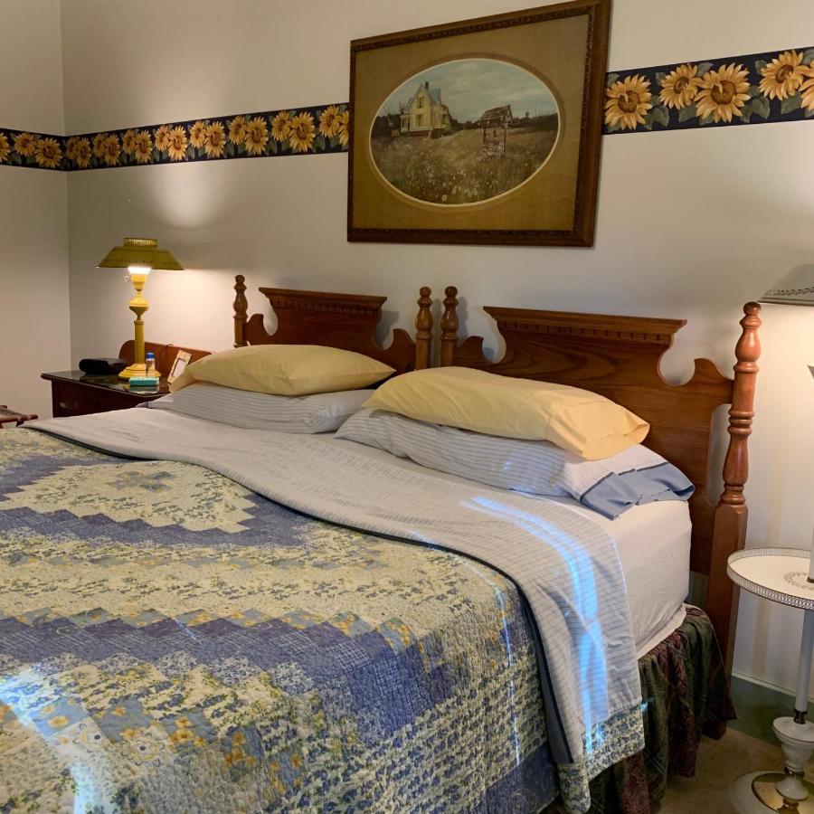 Watson Estate Bnb & Deer Creek Winery Юниънтаун Екстериор снимка